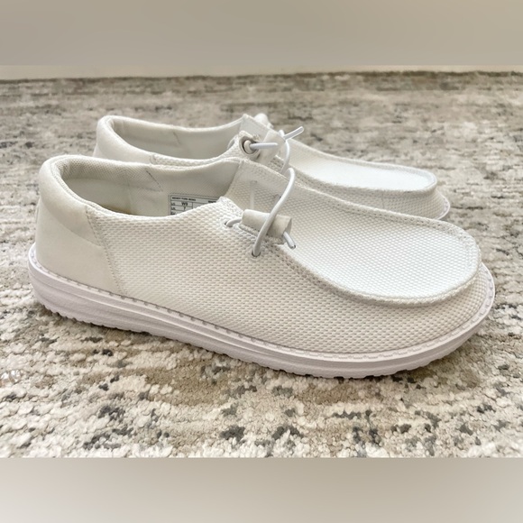 Hey Dude Wendy Funk Mono White Womens Size 9‎ Comfort Shoes Lightweight - Picture 2 of 8